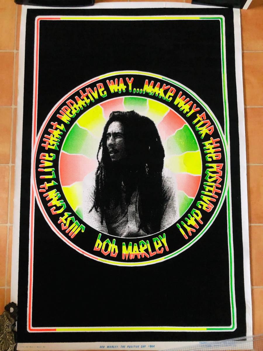 限定SALE 超 BOB MARLEY ボブマーリー 1993年製 ビンテージ夜光プリント ポスター/ファンキーエンタープライズ物 NY(Tシャツ)｜売買されたオークション情報、yahooの商品情報をアーカイブ公開 - オークファ Tシャツ