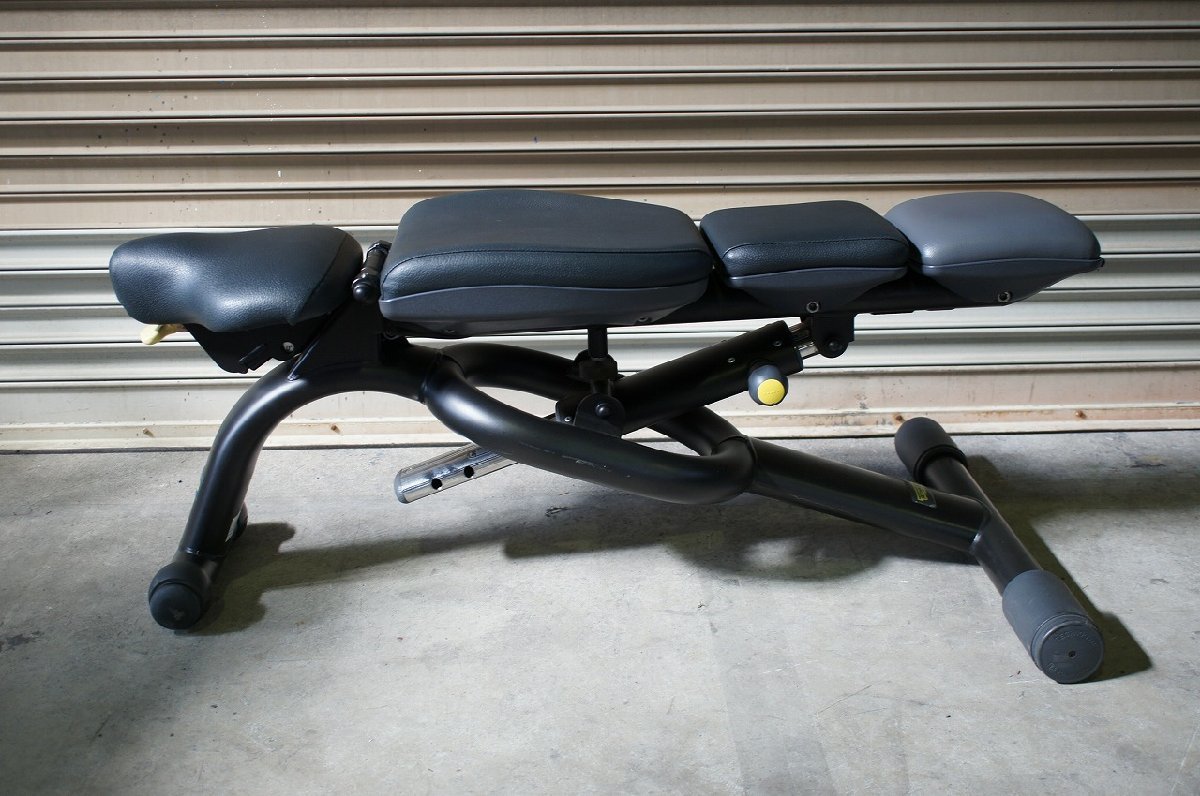 MF][Sh4397-ら] TECHNOGYM テクノジム PANCA REGOLABILE P920-ANV