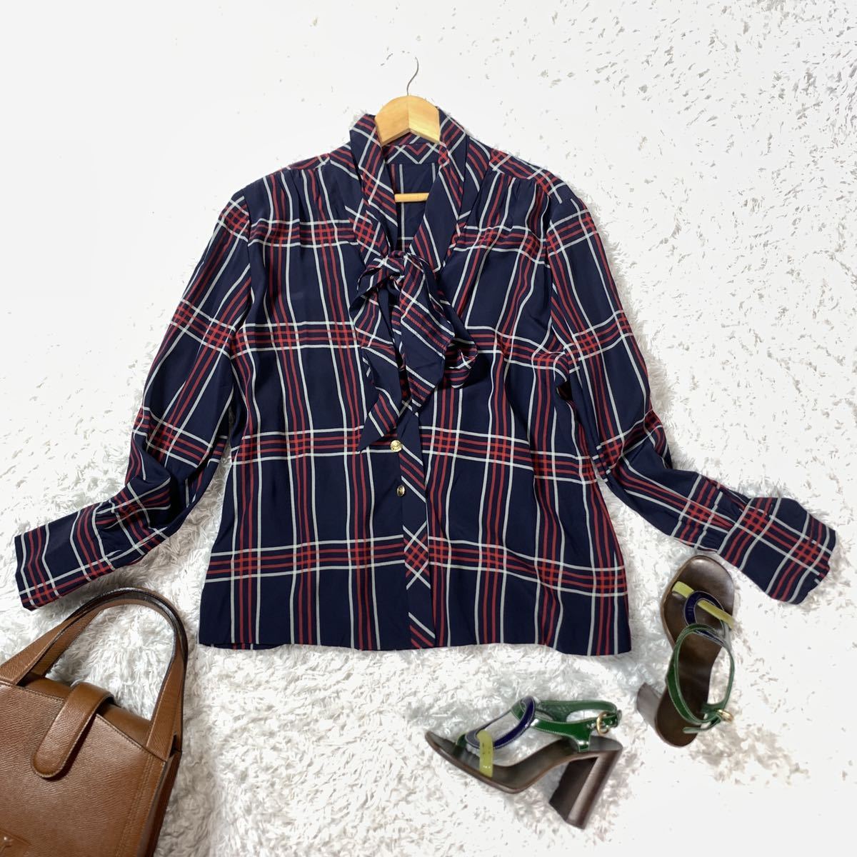 希少価値 YVES SAINT LAURENTイブサンローランチェック ブラウス 