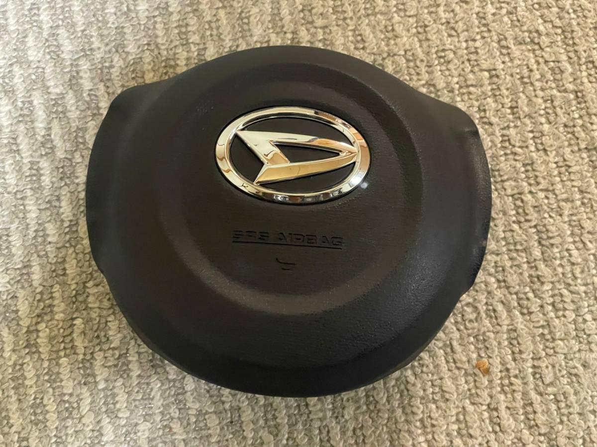 タント LA600S LA610S - タントカスタム 社外新品 №2 助手席 エアバッグ 純正 &frasl; ダイハツ ステアリング GAPRAS エアバッグカバー右フロント ホーン