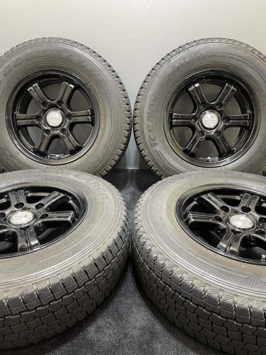 195/80R15 107/105L LT グッドイヤー/ICENAVI CARGO 17年製 Maestranza 15インチ 6J ＋33 139.7 6H スタッドレス バリ山 4本 ハイエース