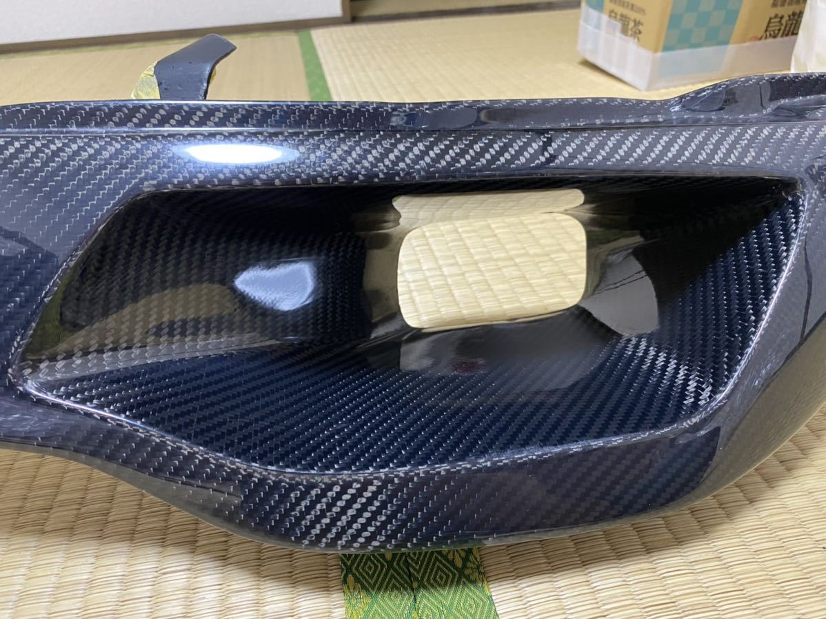 シビックタイプR FD2 左側 ヘッドライトインテーク カーボン製