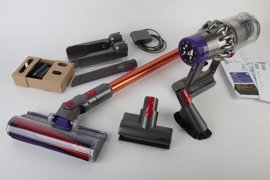 dyson Cyclone V10 fluffy SV12 コードレスクリーナー ダイソン