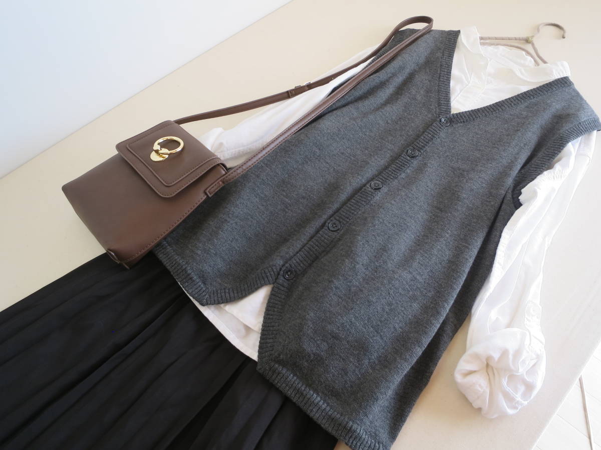 BEAMS F（ビームスF）BEAMS F EXCLUSIVE FABRIC ウール ブラックベスト 