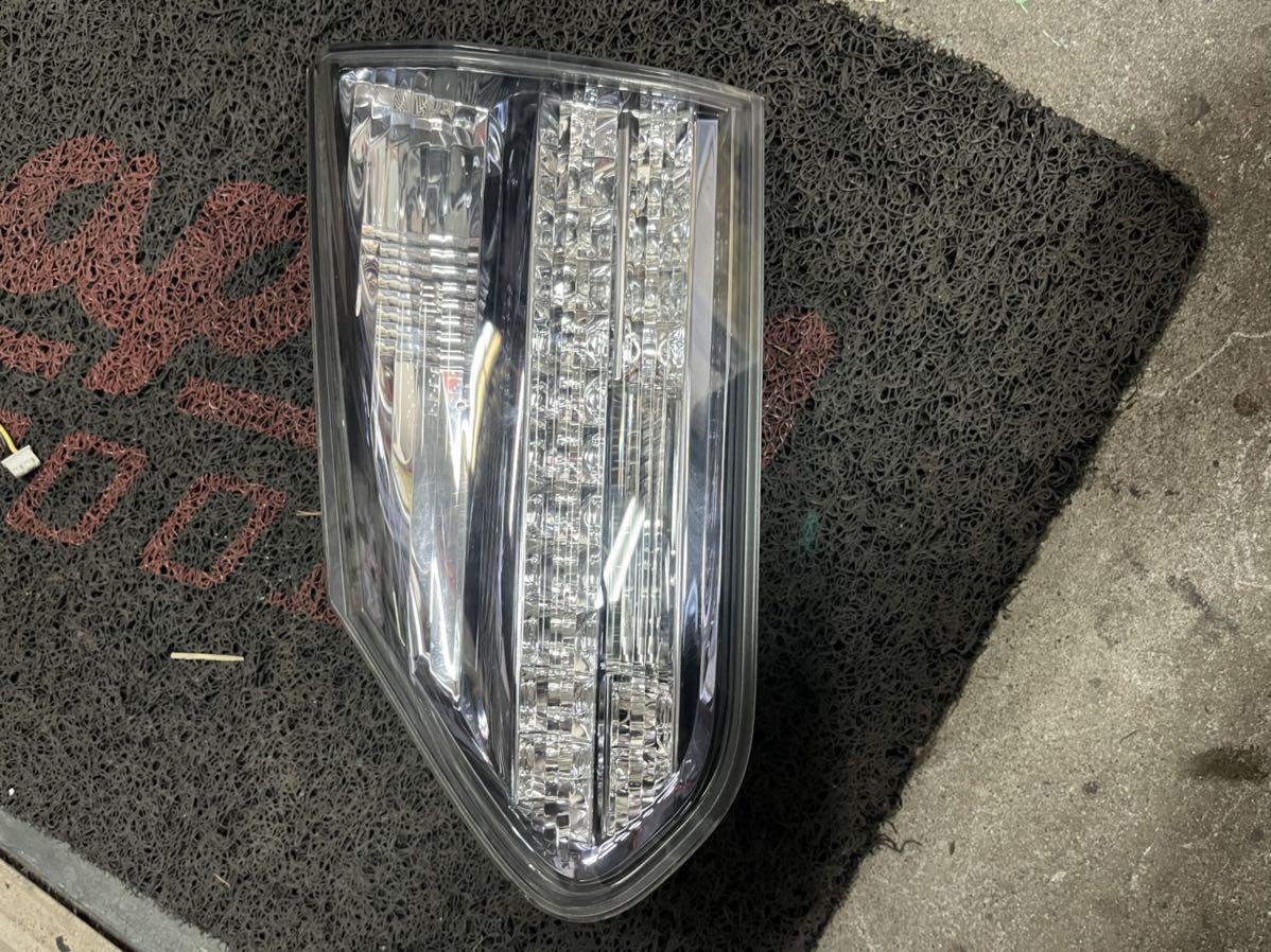 レクサス　HS250h ANF10 テールランプ テールレンズ 前期　LED OK