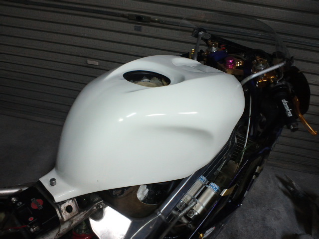バイク タイガパフォーマンス NSR250R MC21用カーボンタンクプロテクター
