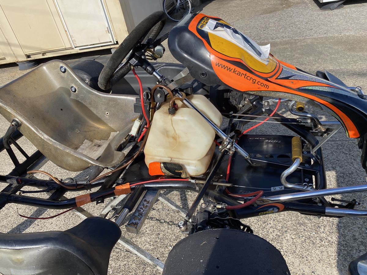 レーシングカート CRG フレームコンプリート フロントブレーキ付き 