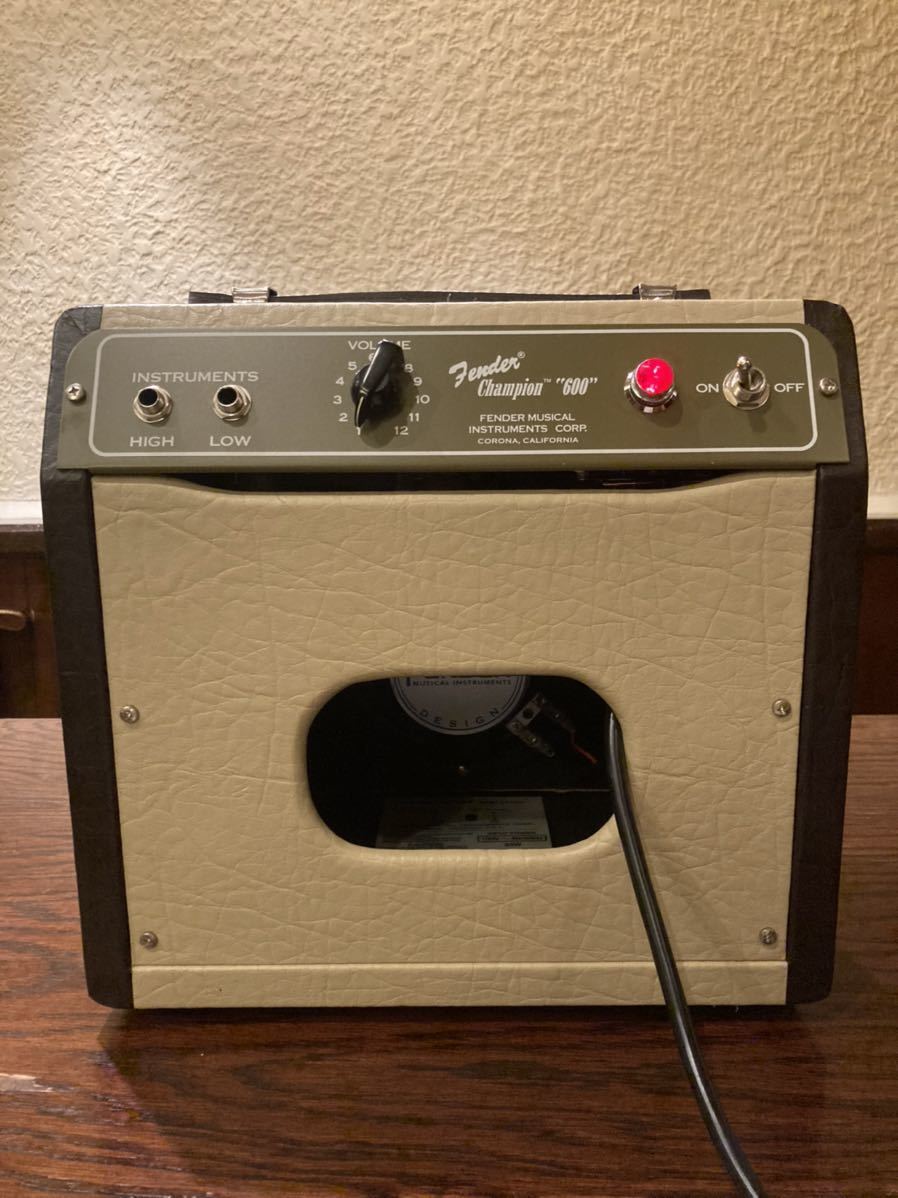 絶版品 Fender Champion 600 真空管アンプ 箱付き 美品！(フェンダー 