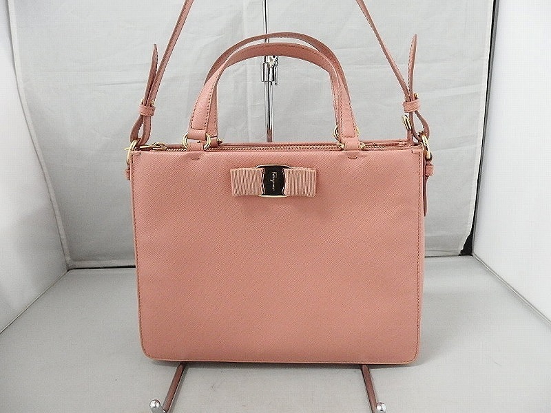 期間限定セール サルヴァトーレフェラガモ Salvatore Ferragamo ヴァラ 