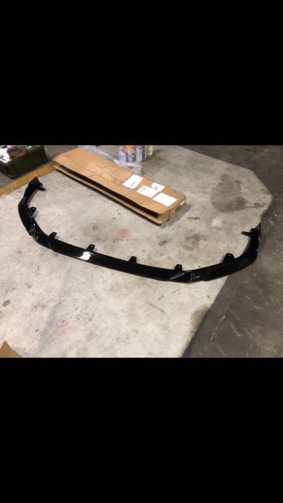 新品未使用　レクサスES350 ES300h用 2018-2019 2020 ディフューザー フロントバンパー リップ スポイラー フラップ エアロ ブラック