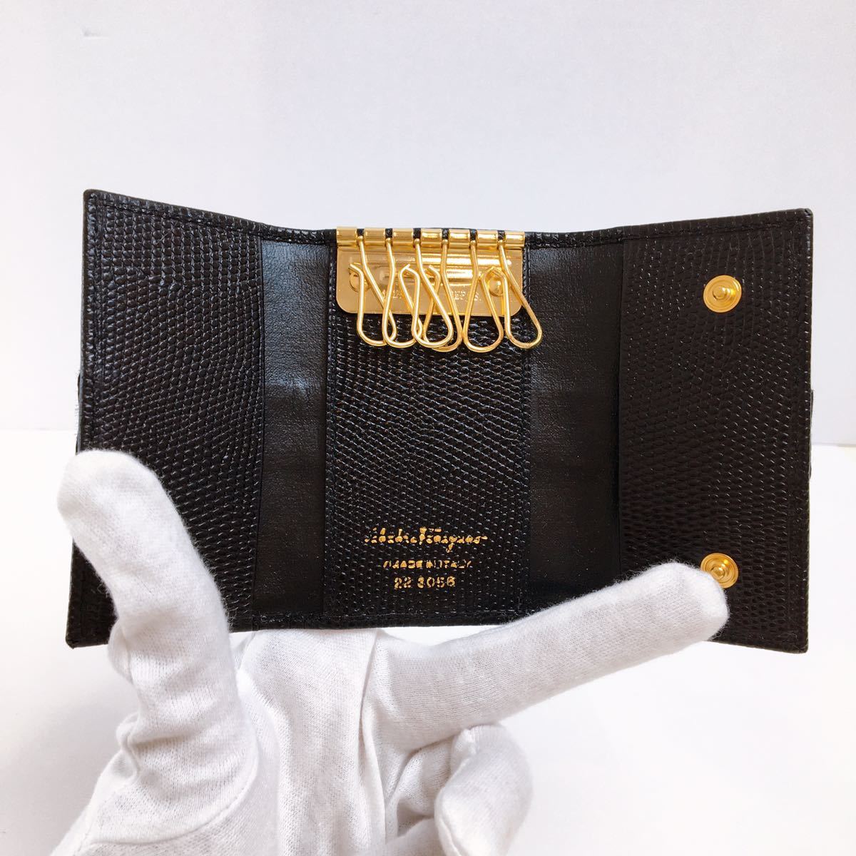 20【中古】Salvatore Ferragamo 6連キーケース ブラック DEPOS