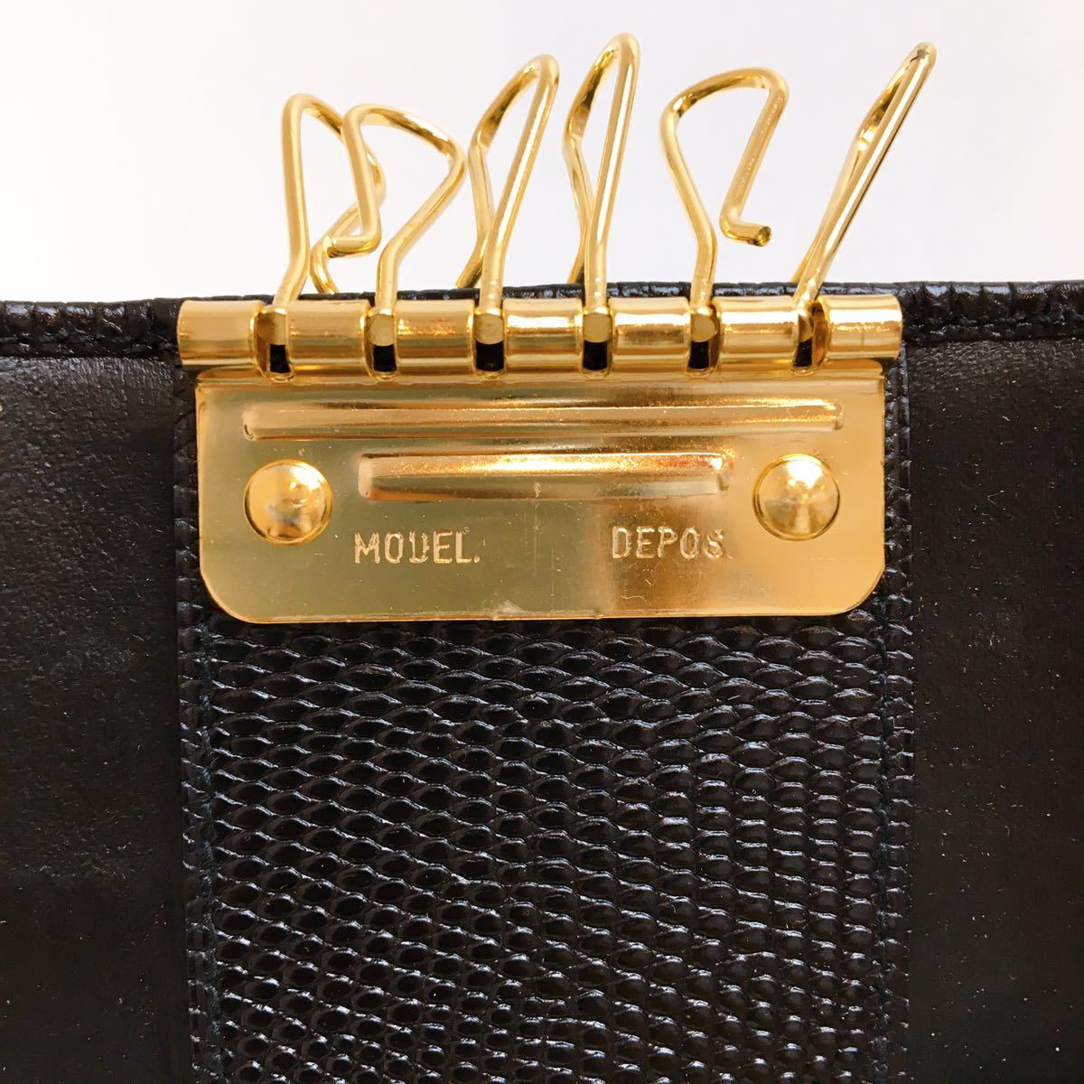 20【中古】Salvatore Ferragamo 6連キーケース ブラック DEPOS