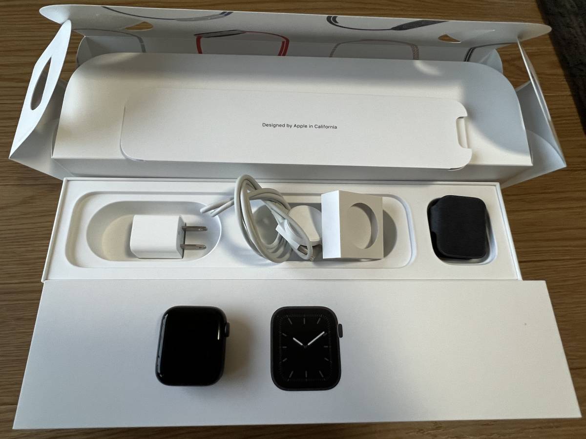 中古美品 Apple Watch Series 5 GPSモデル スペースグレイ 40mm MWV82J