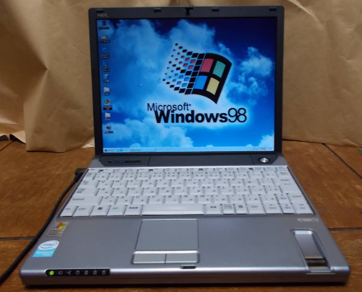 驚きの破格値，新作登場 Win98SE実機仕様 VersaPro VY12F/CH-W ＃OSセットアップ済 ＃XP Proプロダクトキー貼付 コンパクトなオールドゲーミング(12インチ～)｜売買されたオークション情報、yahooの商品情報をアーカイブ公開 - NEC