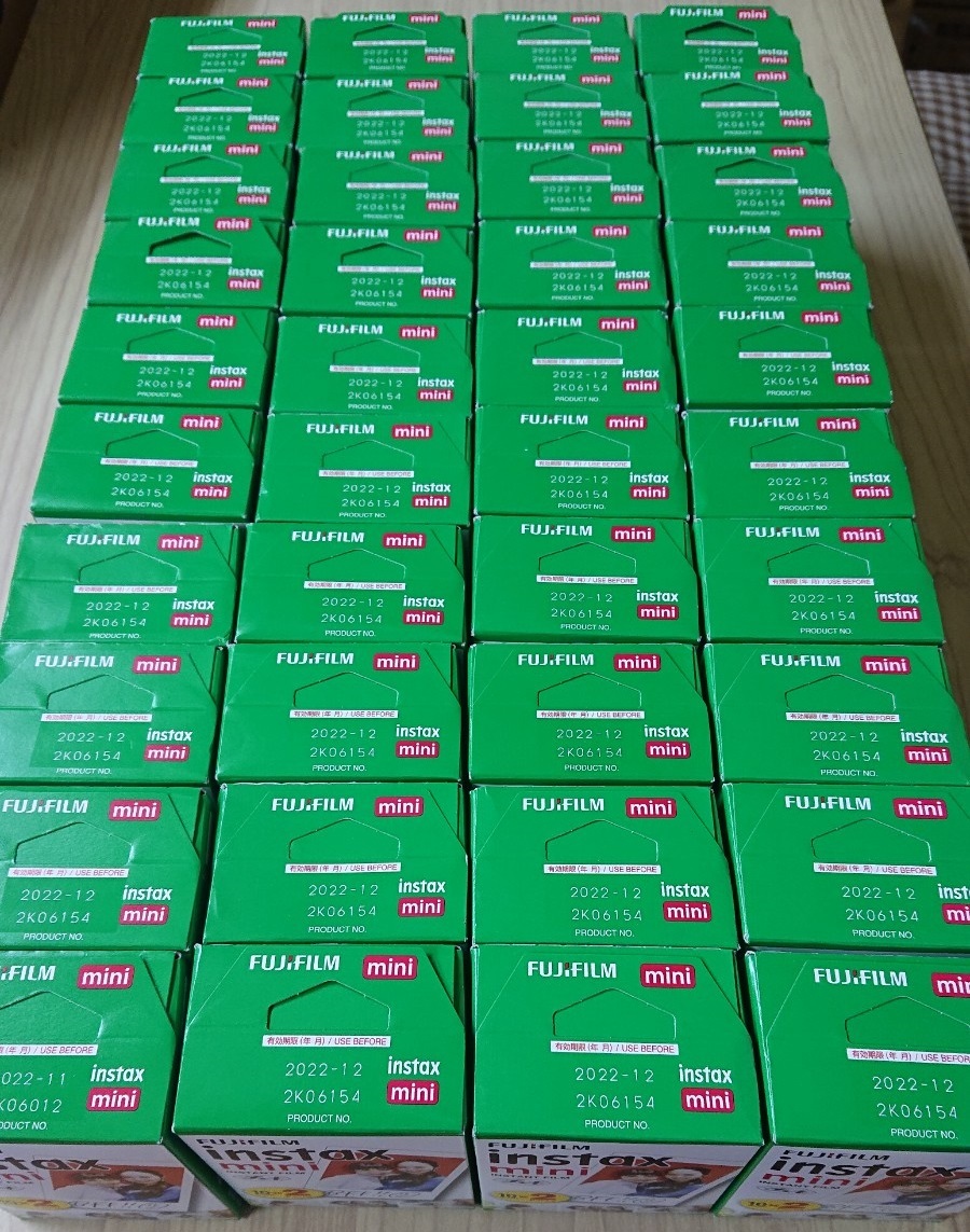 フジフィルム インスタントカメラ チェキ用フィルム 無地 960枚(20枚×48箱) instax mini チェキ FUJIFILM
