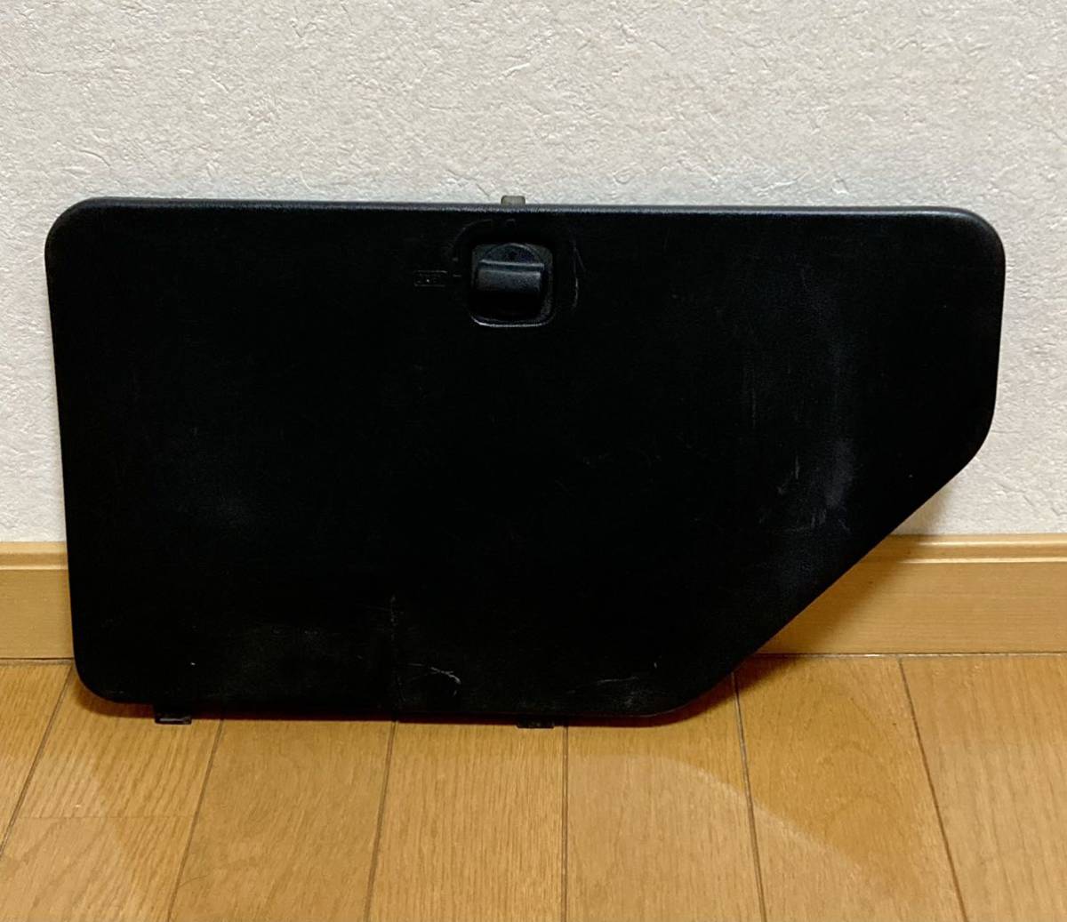 トヨタ純正新品】TOYOTA 未使用品 ☆超希少品☆ AE86 サンバイザー 右側