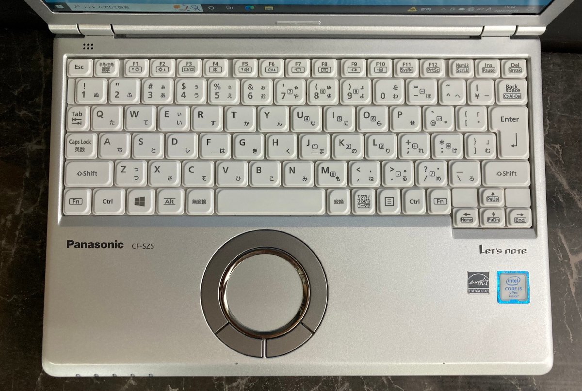 ☆Panasonic Let's note CFSZ6☆Core i5 7300U 2.60GHz☆メモリ 8GB