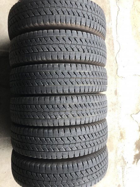  BS w979 215/85R16 120/118L LT パリ山 6本セット 条件付き №656(タイヤ)｜売買されたオークション情報、yahooの商品情報をアーカイブ公開 - オークファン タイヤ