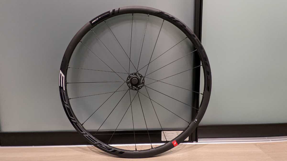 Fulcrum Racing3 DB Racing DB 0 most versatile Fit