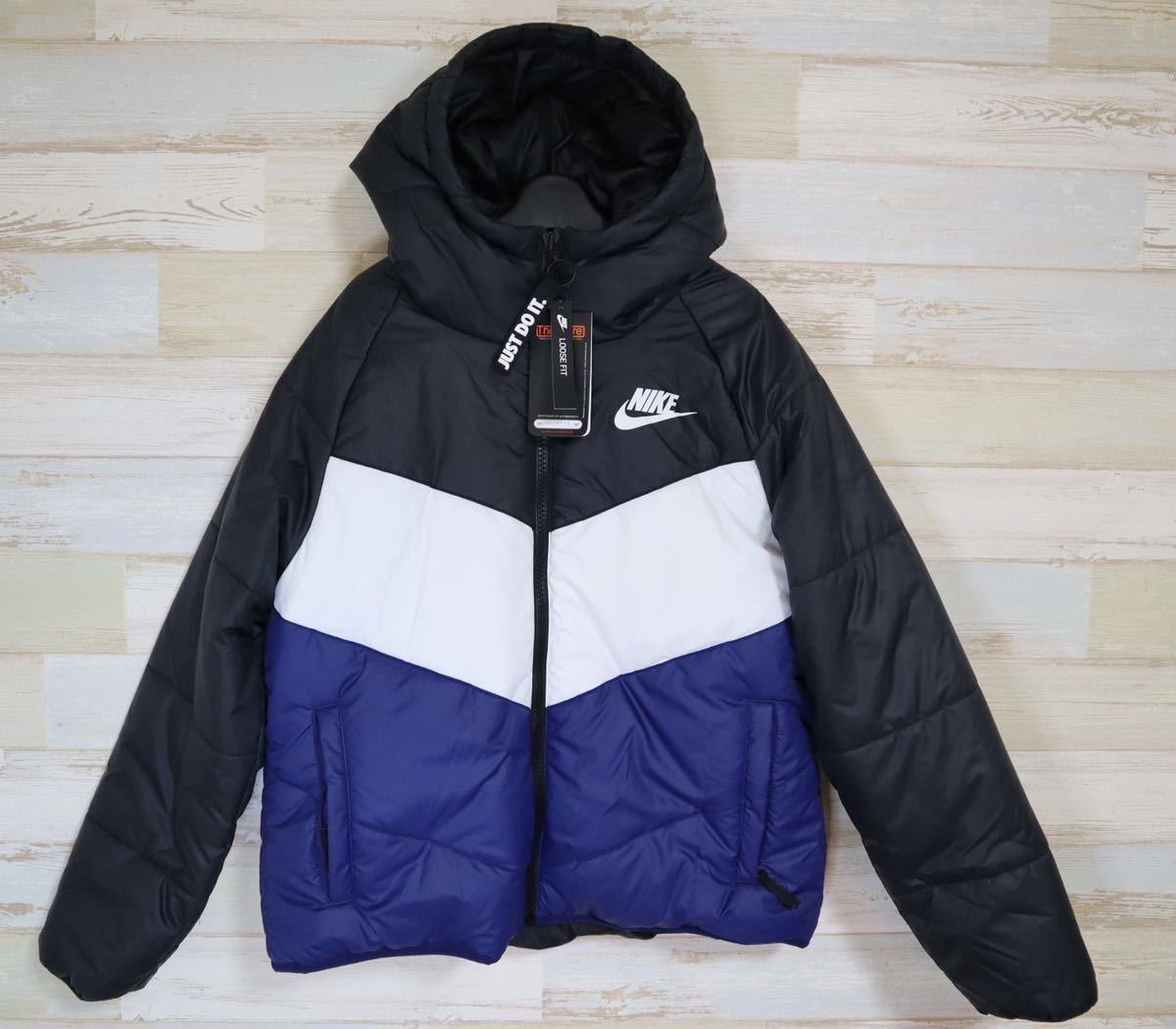 新品 定価15400円 NIKE ナイキ レディース ウィンドランナー 