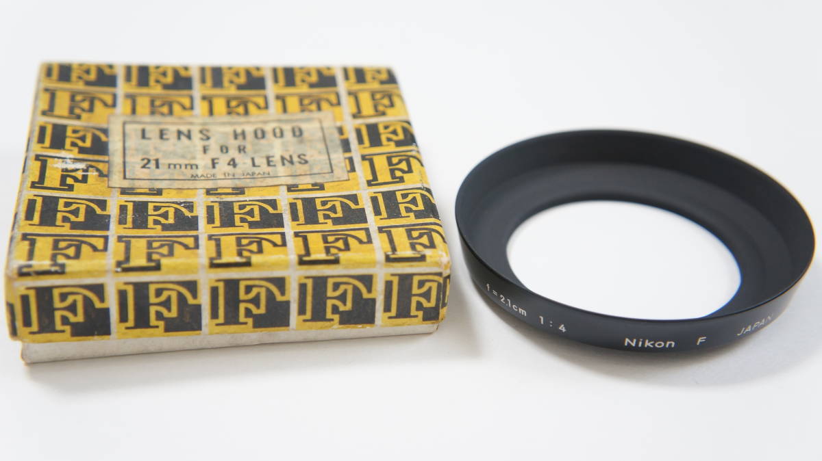 セール，大得価 Nikon Fロゴ Nippon Kogaku NIKKOR-O 2.1cm 21mm F4用純正メタルフード 箱付 F2418(フード)｜売買されたオークション情報、yahooの商品情報をアーカイブ公開 - オークファン フード