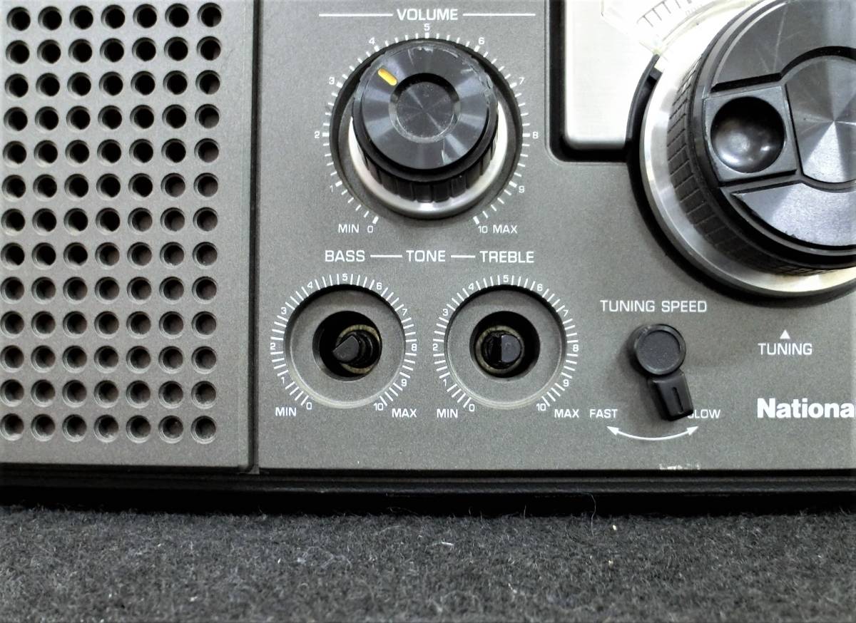 National Panasonic Cougar RF-2200 レシーバー National Panasonic RF-2200 Cougar 8-Band Receiver FM⁄MW⁄SW1–SW6