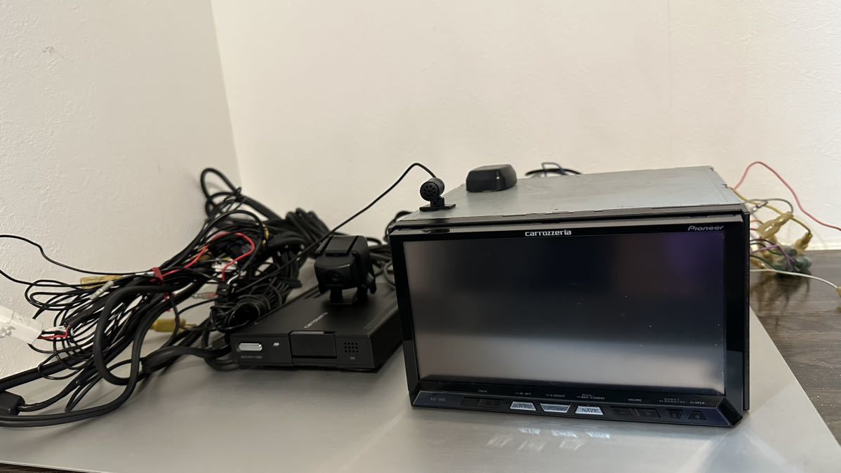 ☆Carrozzeria カロッツェリア AVIC-ZH09CS サイバーナビ CD/DVD/SD/TV(フルセグ)/Bluetooth/AM/FM/HDDクルーズスカウター地図データ2013年