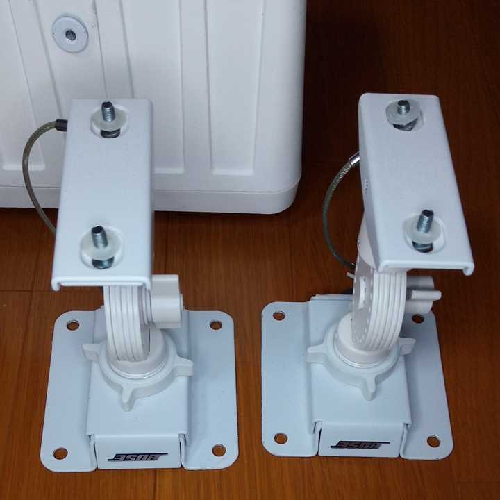 ​【美品・希少白】BOSE 101MMW シリアル連番 純正ブラケット/取説付 BOSEスピーカー 101MM WHITE 純正天吊りブラケット付き シリアル連番