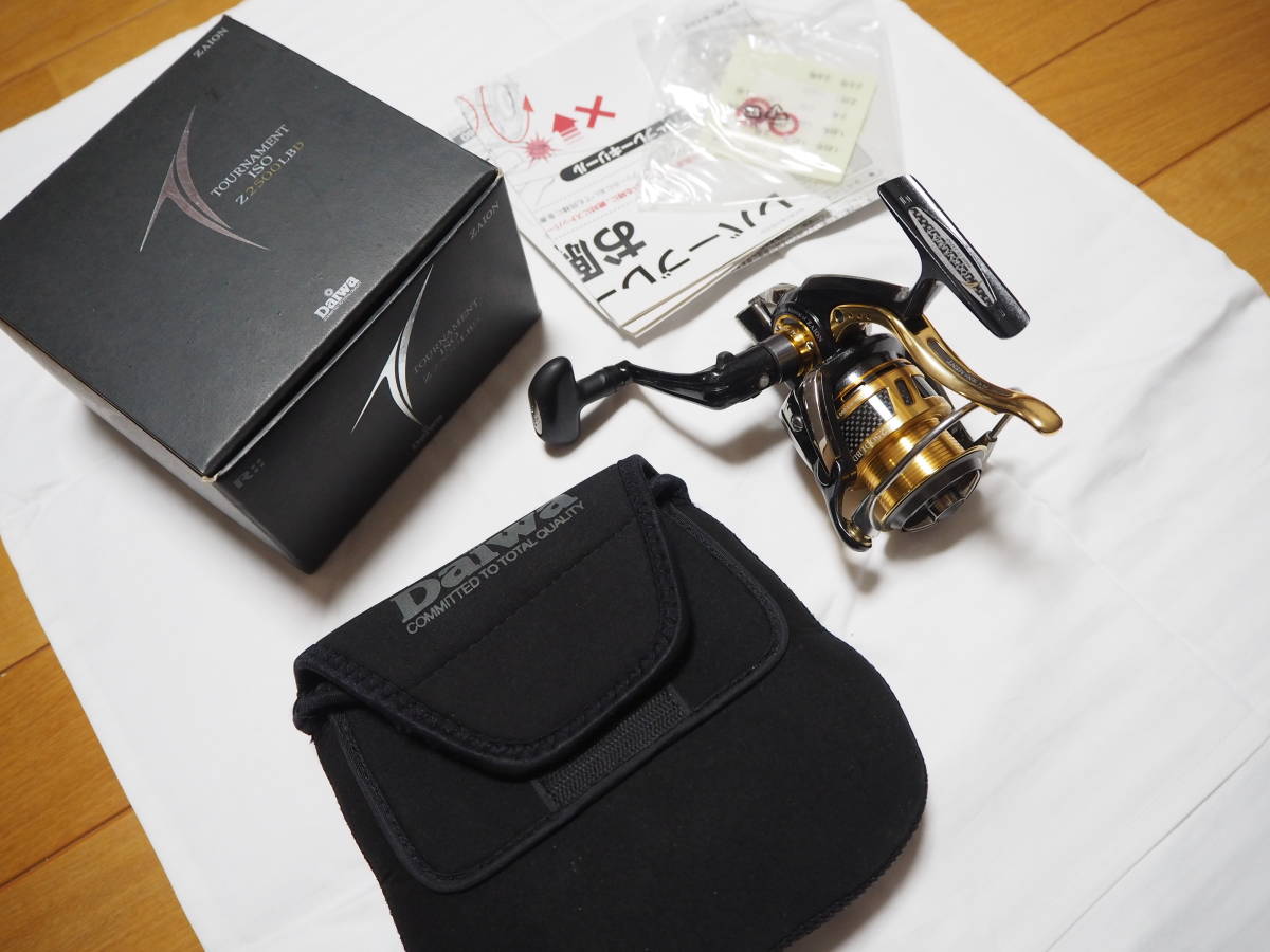 ♪♪美品 ダイワ 09 トーナメントISO Z2500LBD 日本製♪♪ ダイワ ISO