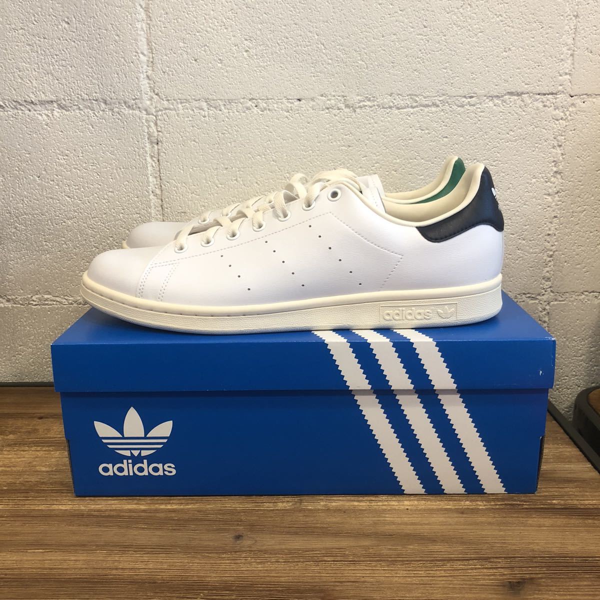  アディダス スタンスミス 31cm STAN SMITH(30.0cm以上)｜売買されたオークション情報、yahooの商品情報をアーカイブ公開 - オークファン 30.0cm以上