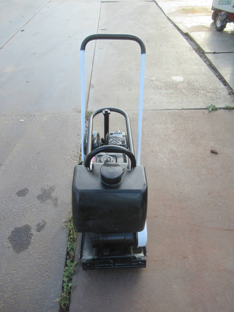 再塗装　明和 バイブロプレート 転圧機 KP60W 中古