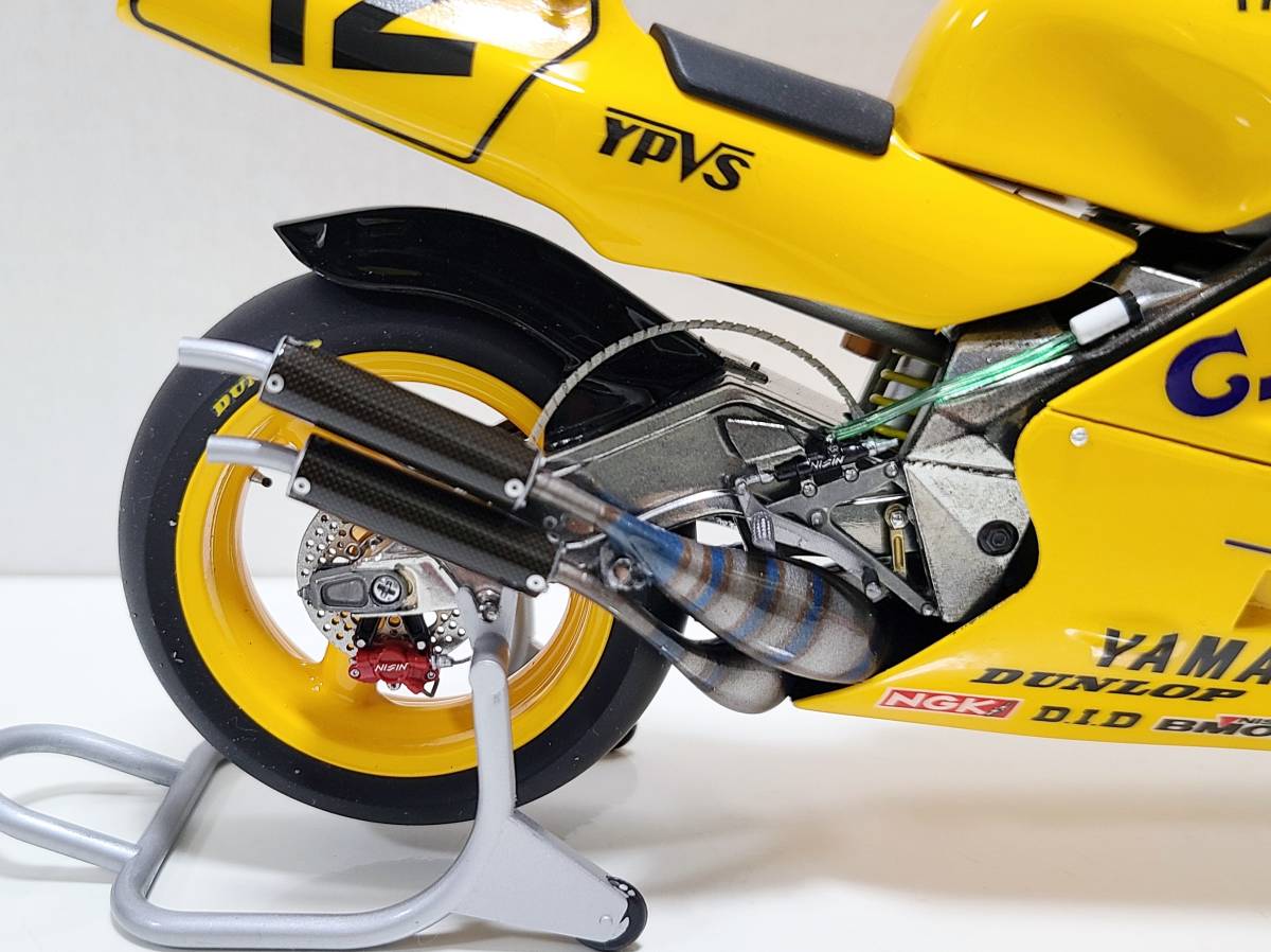 タミヤ 1/12 WGP 1989年 YAMAHA YZR500 #12 キャメルカラー 完成品