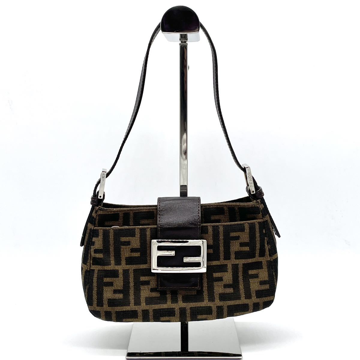 FENDI フェンディ ズッカ FF柄 ハンドバッグ アクセサリー ポーチ 