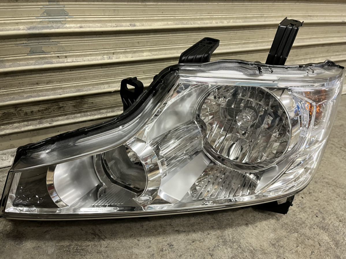 美品　ステップワゴン　RK1 純正　ヘッドライト　左右セット ステップワゴン RK1 R2 RK5 RK6 ヘッドライト 純正 左右セット