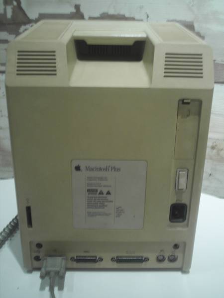 Macintosh Plus_3