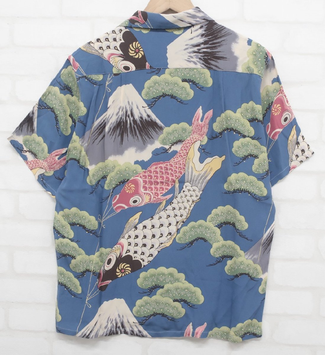 6T8498【クリックポスト対応】 SUN SURF スペシャル アロハシャツ  