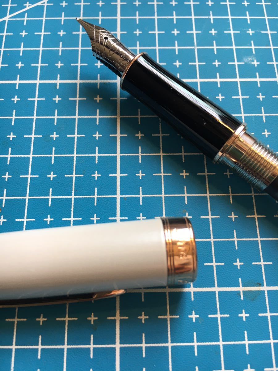 パーカー ソネット 万年筆 18K F 細字 マーブルレッド ソネット