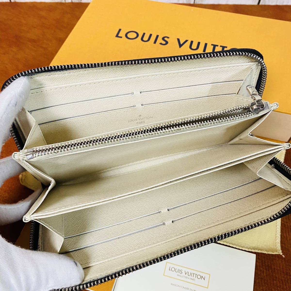 1円【極美品】ルイヴィトン LOUIS VUITTON エピ ジッピーウォレット 