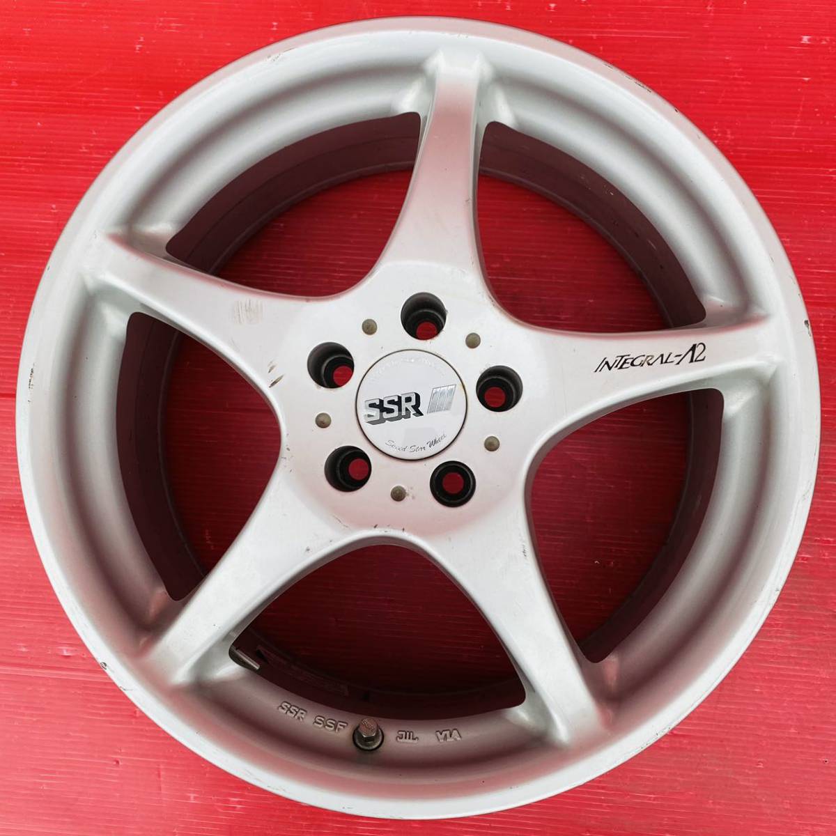 SSR INTEGRAL-A2 サイズ16×7JJ PCD100 H5 OFF+38 ハブ径約64mm傷汚れ