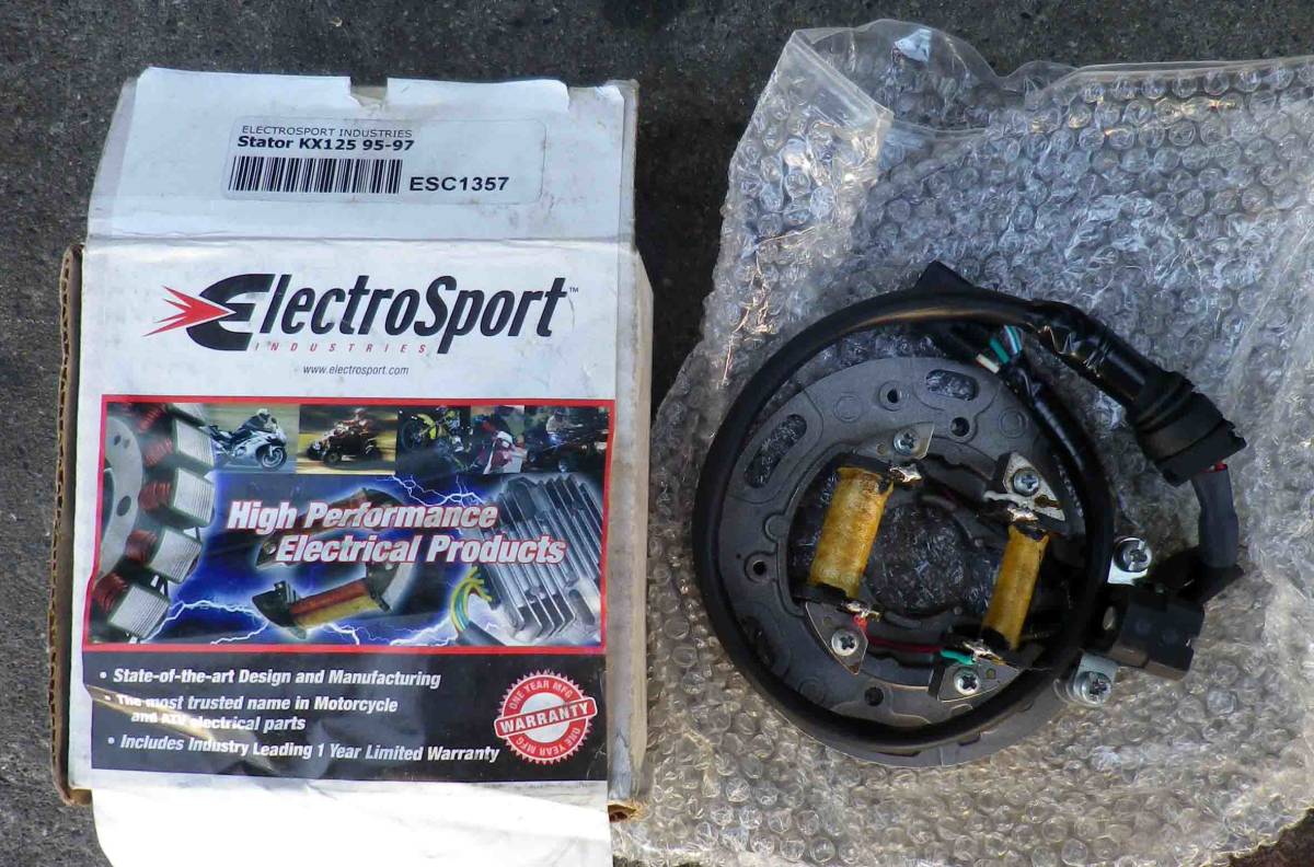 KX125 95-97年 Statorステーターコイル 品 221113(エンジン本体)｜売買