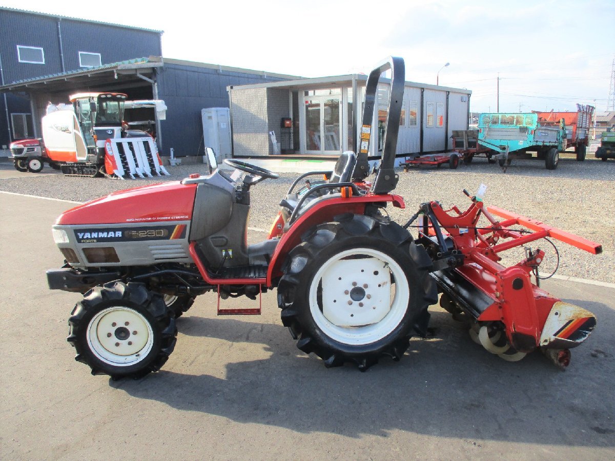 SOLD OUT】ヤンマー トラクター F-230 23馬力 水平 パワステ 932時間