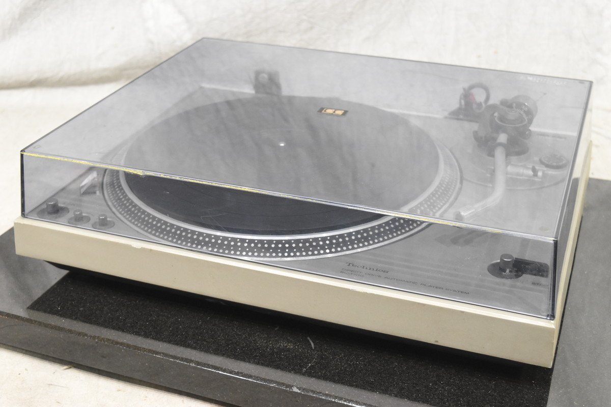 Technics テクニクス SL-1700 レコードプレイヤー【ジャンク品 