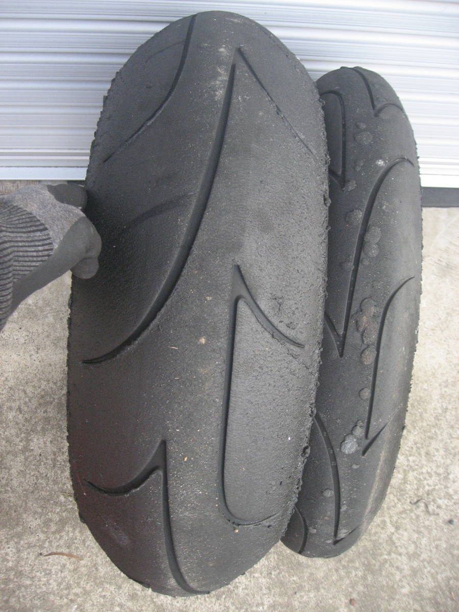 ダンロップ　D213　１２０　２００　DUNLOP　DUCATI V4　パニガーレ　YAMAHA　R1　KAWASAKI　ZX-10R　CBR1000RR