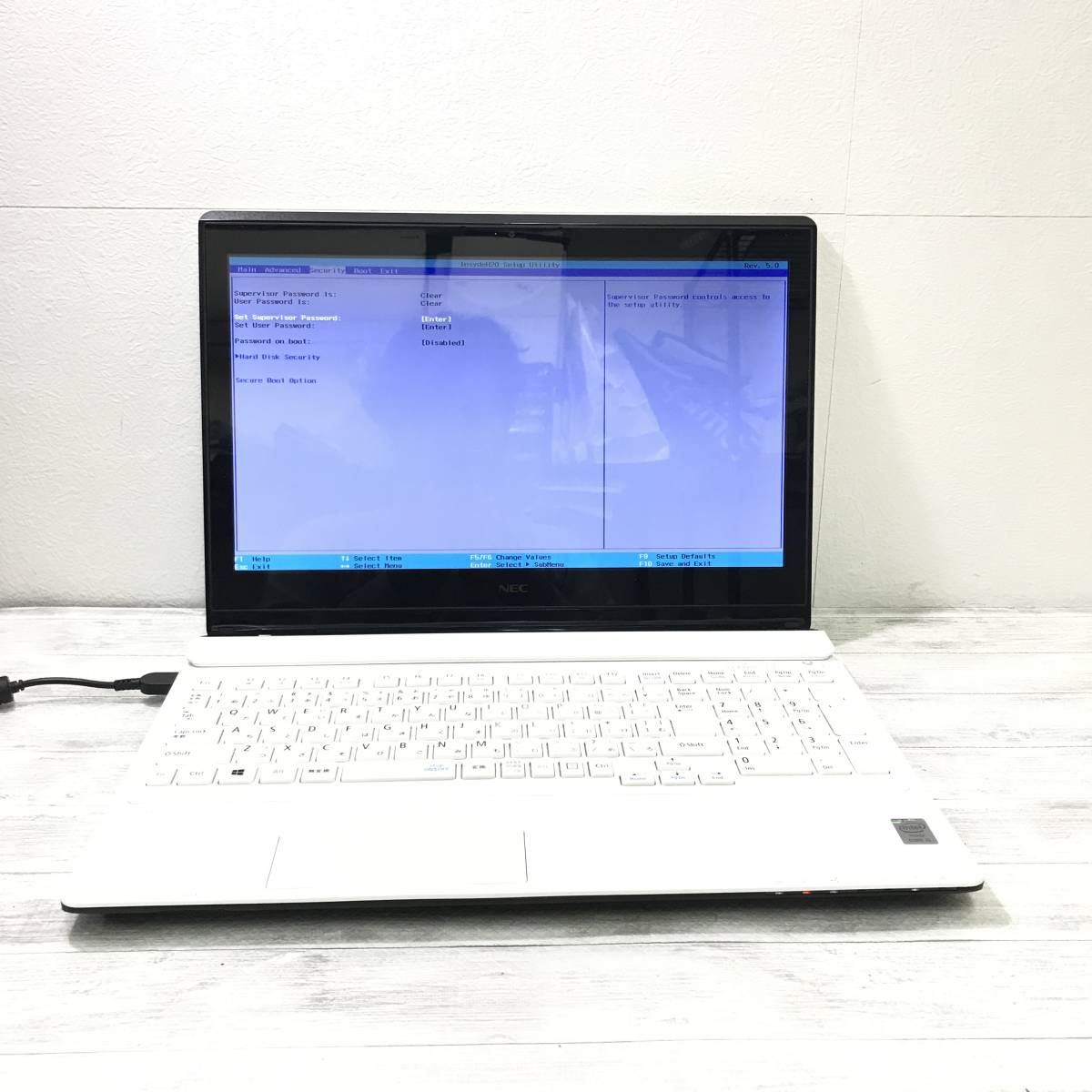NEC LAVIE PC-NS - 550AAW - W - i5 - 5G - T - 128 - i(15インチ 
