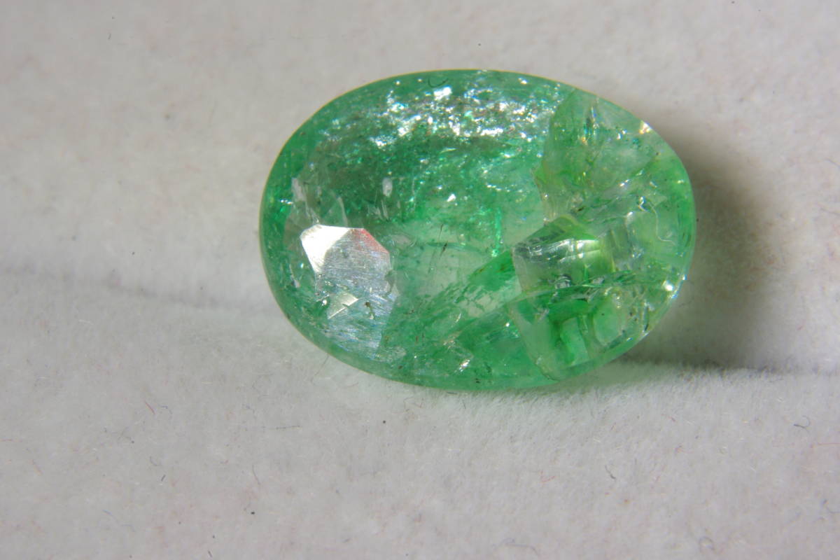 5.1ct 天然 Untreated ザンビア産エメラルド（鑑別書付）良心堂