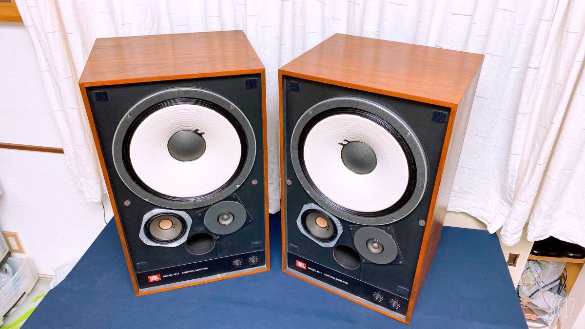 PaulJBL MODEL 4311 CONTROL MONITOR動作品 JBL 4311 CONTROL MONITOR スピーカーペア、JBL 3ウェイ 3スピーカー