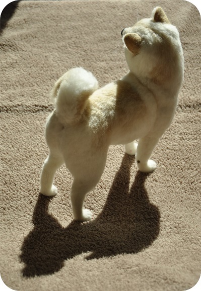 ikona 羊毛フェルト 白柴 柴犬 ハンドメイドの入札履歴 - 入札者の順位