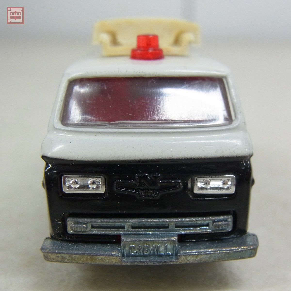 トミカ 日本製 No.67 ニッサン キャブオール 事故処理車 旧ホイール 黒