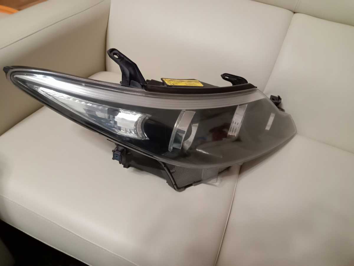 50 エスティマ 中期 3型 純正 HID ブラックハウジング ヘッドライト