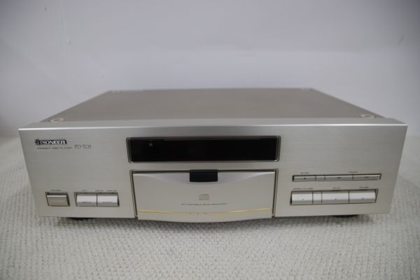 Pioneer パイオニア PD-T05 Turntable Compact Disc Player ターンテーブル式 コンパクトディスクプレイヤー (1694417)